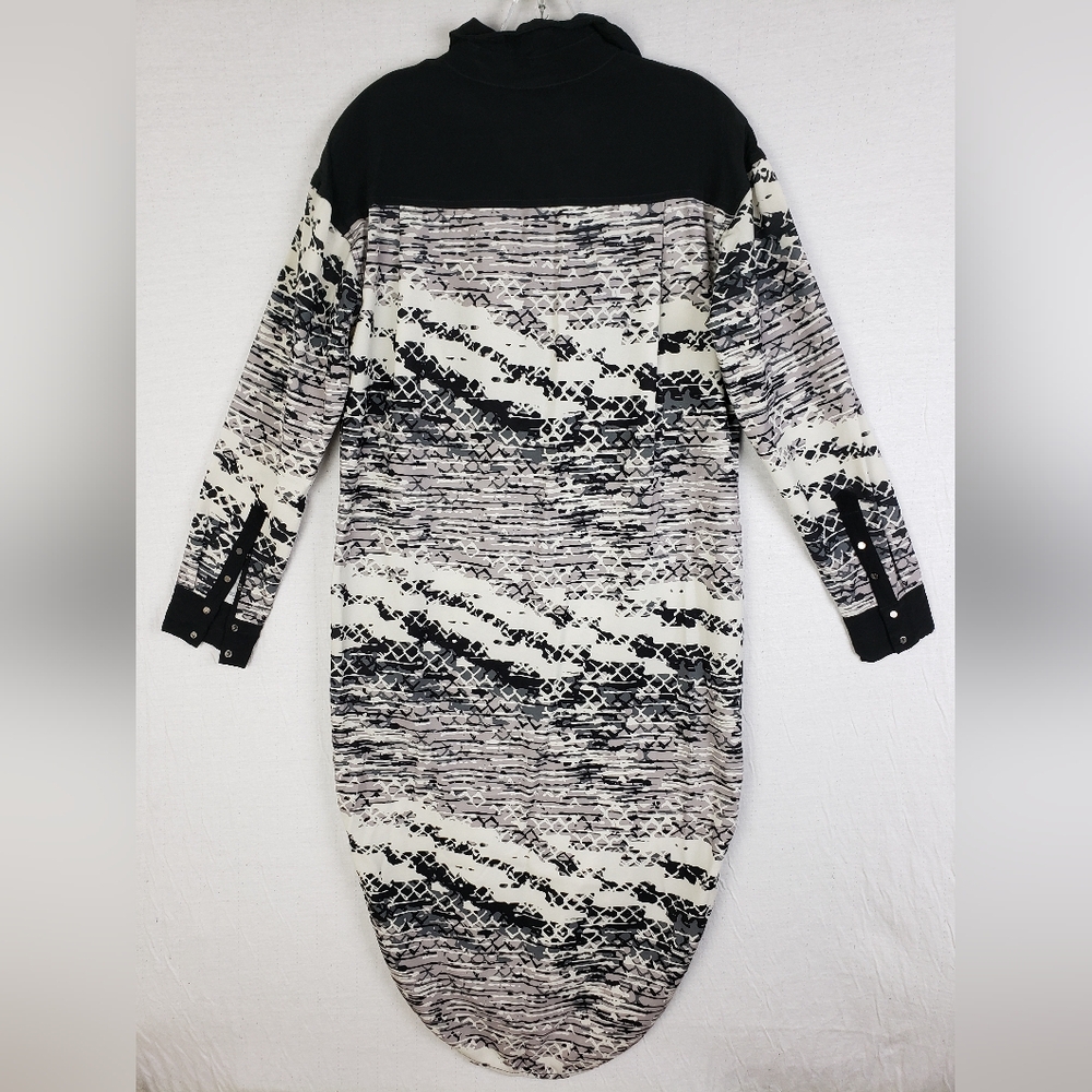 L.A.M.B. by Gwen Stefani Shirt Dress Printed Rounded Hem size 6 Y2K Preppy - Picture 5 of 11